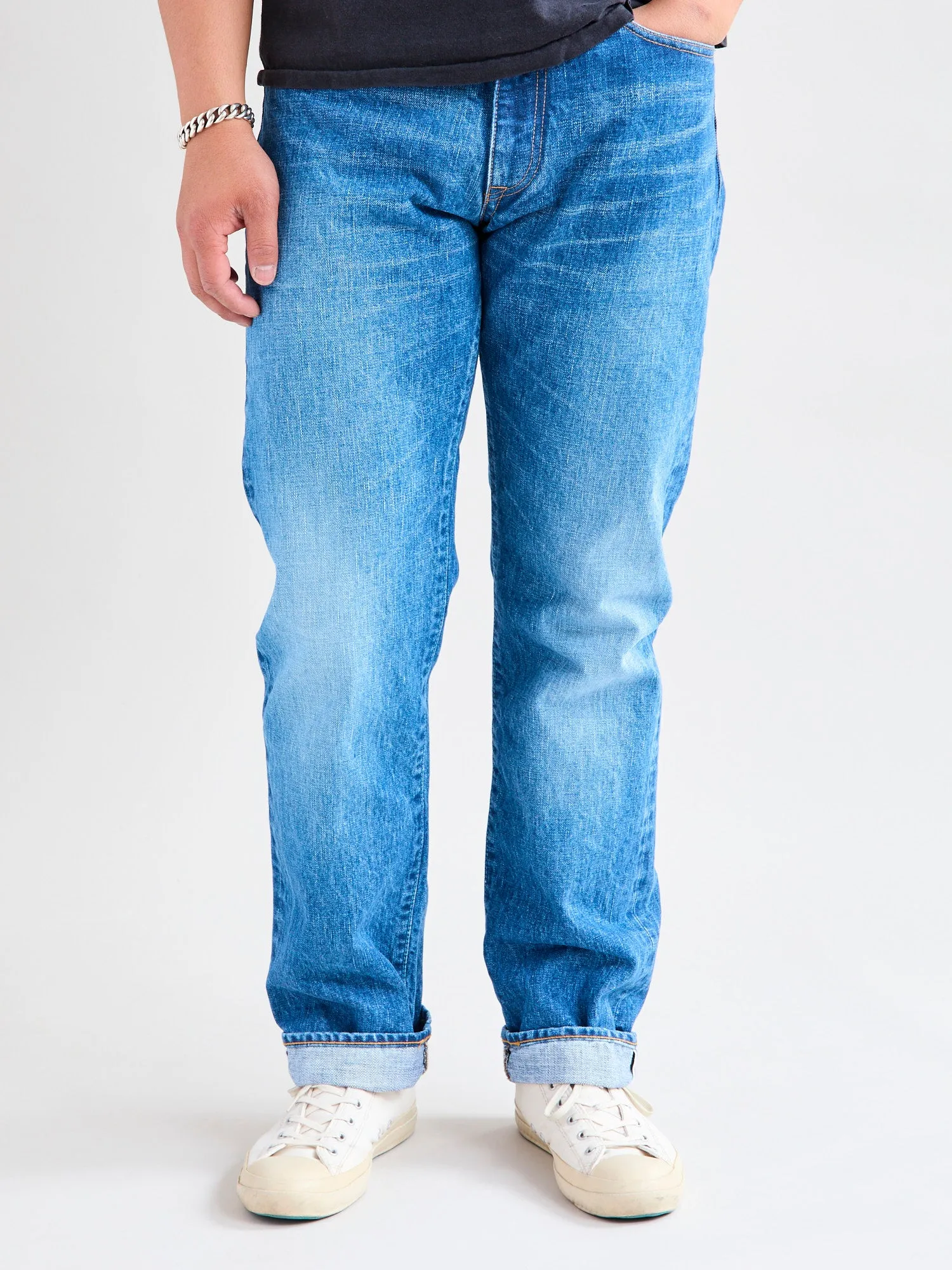 J401-MID "Circle Mid Wash" 14.8oz Selvedge Denim - Classic Straight Fit