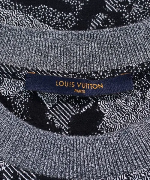 LOUIS VUITTON Sweaters