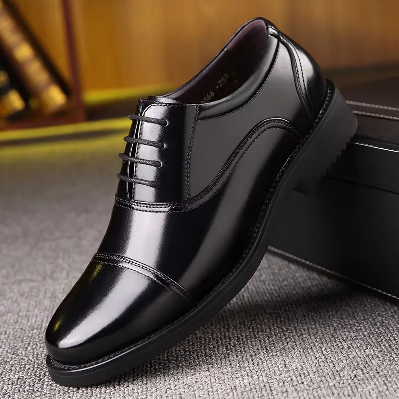 Men's Patent Leather Oxford Shoes with Cap Toe Design | For Formal Occasions